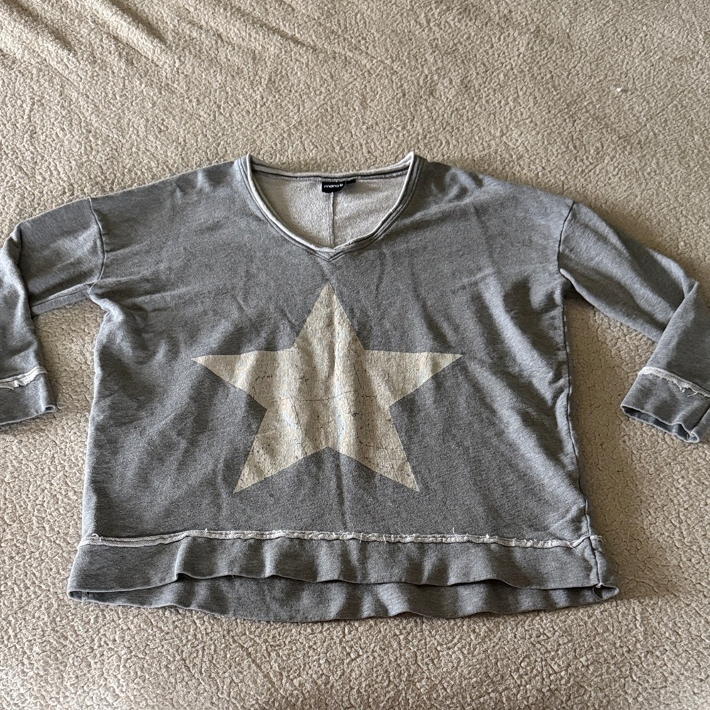 Mono B Gray  Cotton Sweatshirt with White Star Design S/M